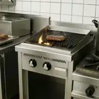 Barbecue à gaz, série 600, L 600 mm, sur placard