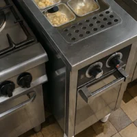 Cuiseur à pâtes à gaz Série 900 – 40 Litres sur placard