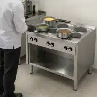 Fourneau Électrique Série 750 à 6 Plaques