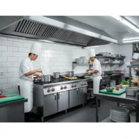 Plan de cuisson gaz 8 feux sur meuble ouvert